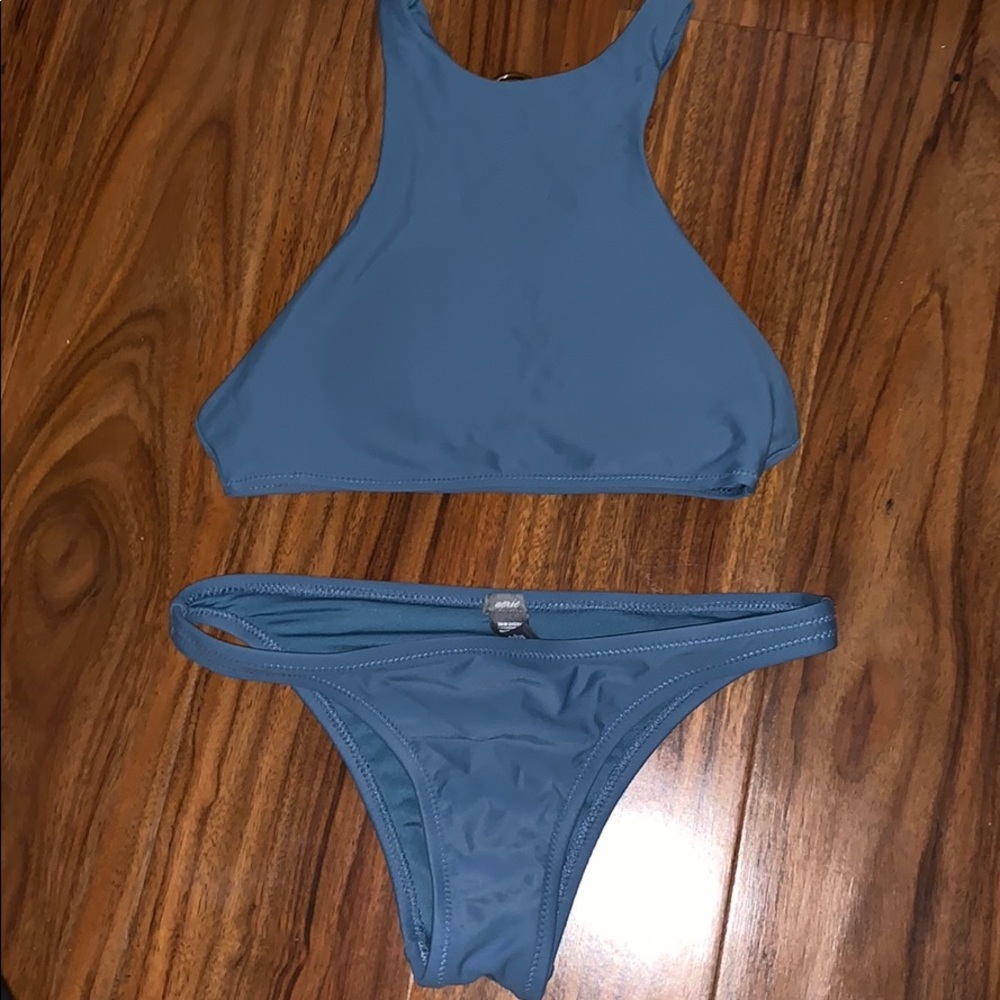 American eagle bikini with cheeky bottoms
